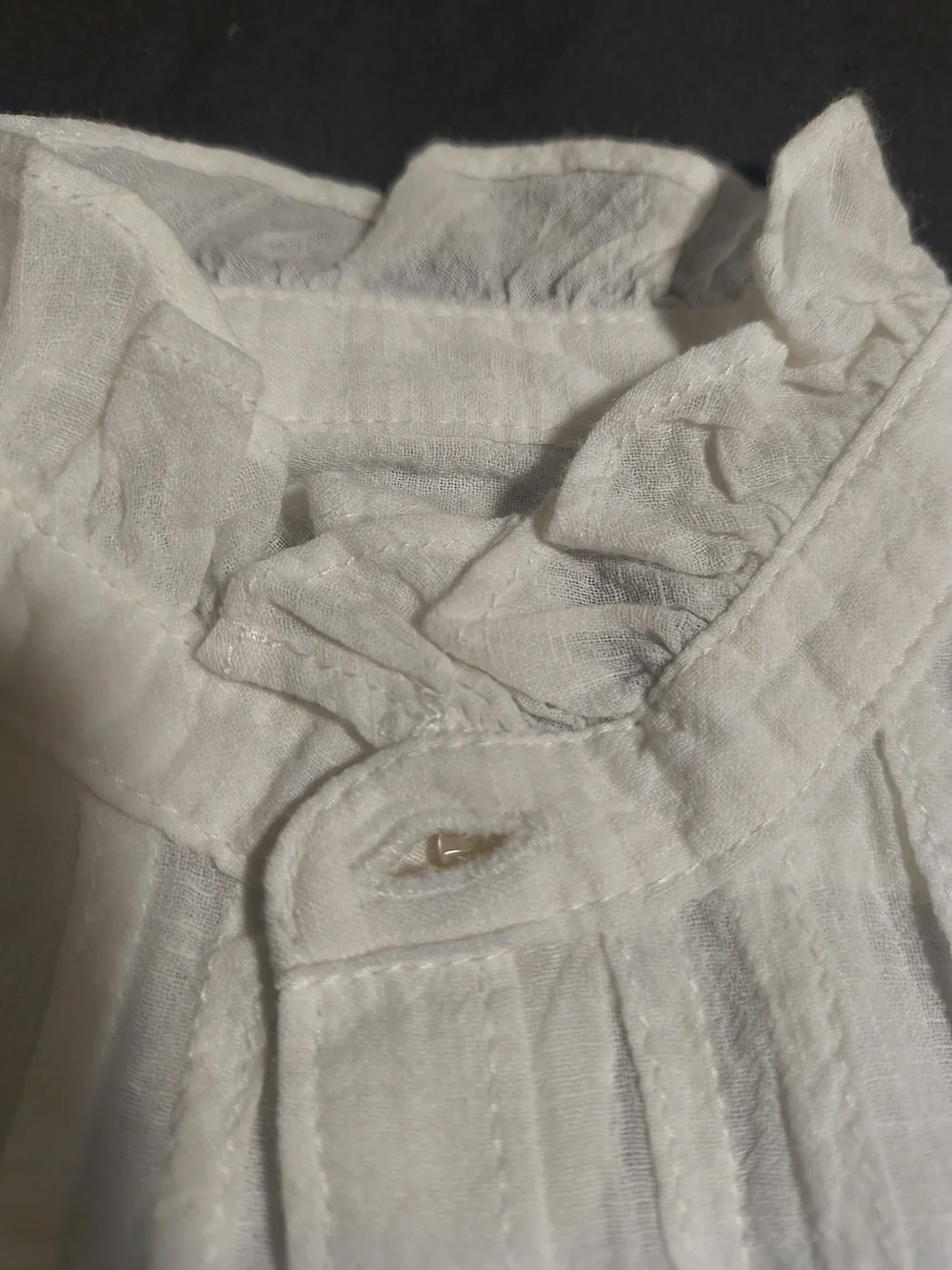 Ralph Lauren Light Cream Cotton Blouse - 12M